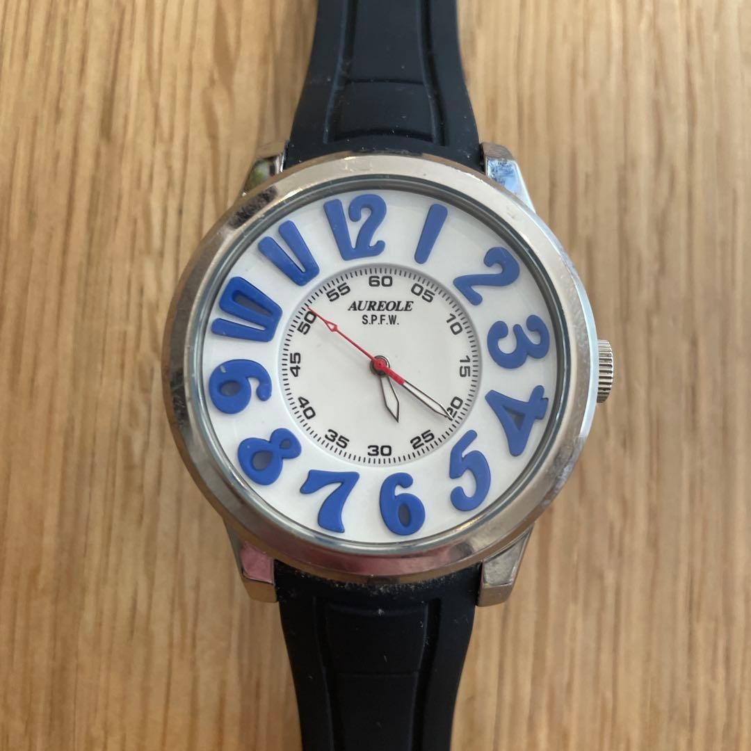 Aureole Quartz Black Dial Wristwatch