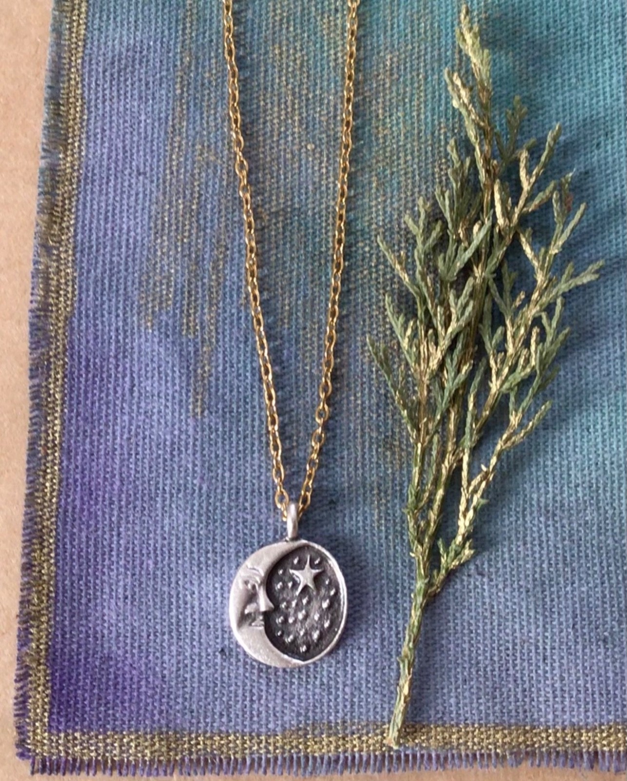 ARTISAN HANDMADE SUNDANCE CHARM NECKLACE HANDCRAFTED SILVER MOON JEWELRY