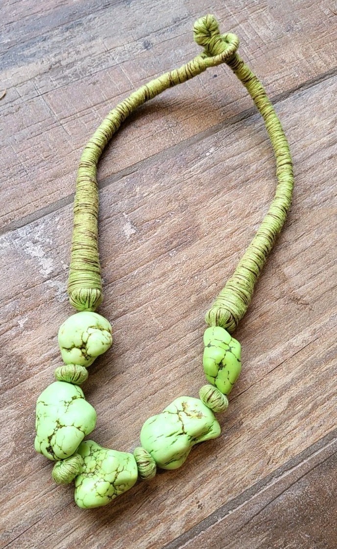 Vintage Green Gaspeite Nugget Yarn Wrapped Necklace Free Shipping