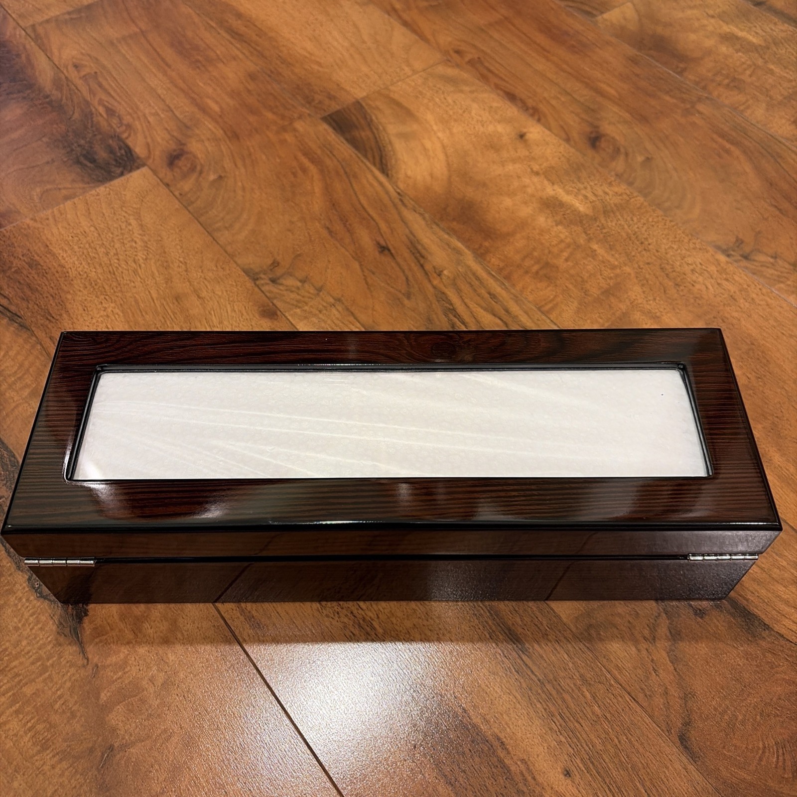BEWISHOME Watch Box for Men, 6-Slot Wooden 4.53″D x 13.19″W x 3.15″H, Brown