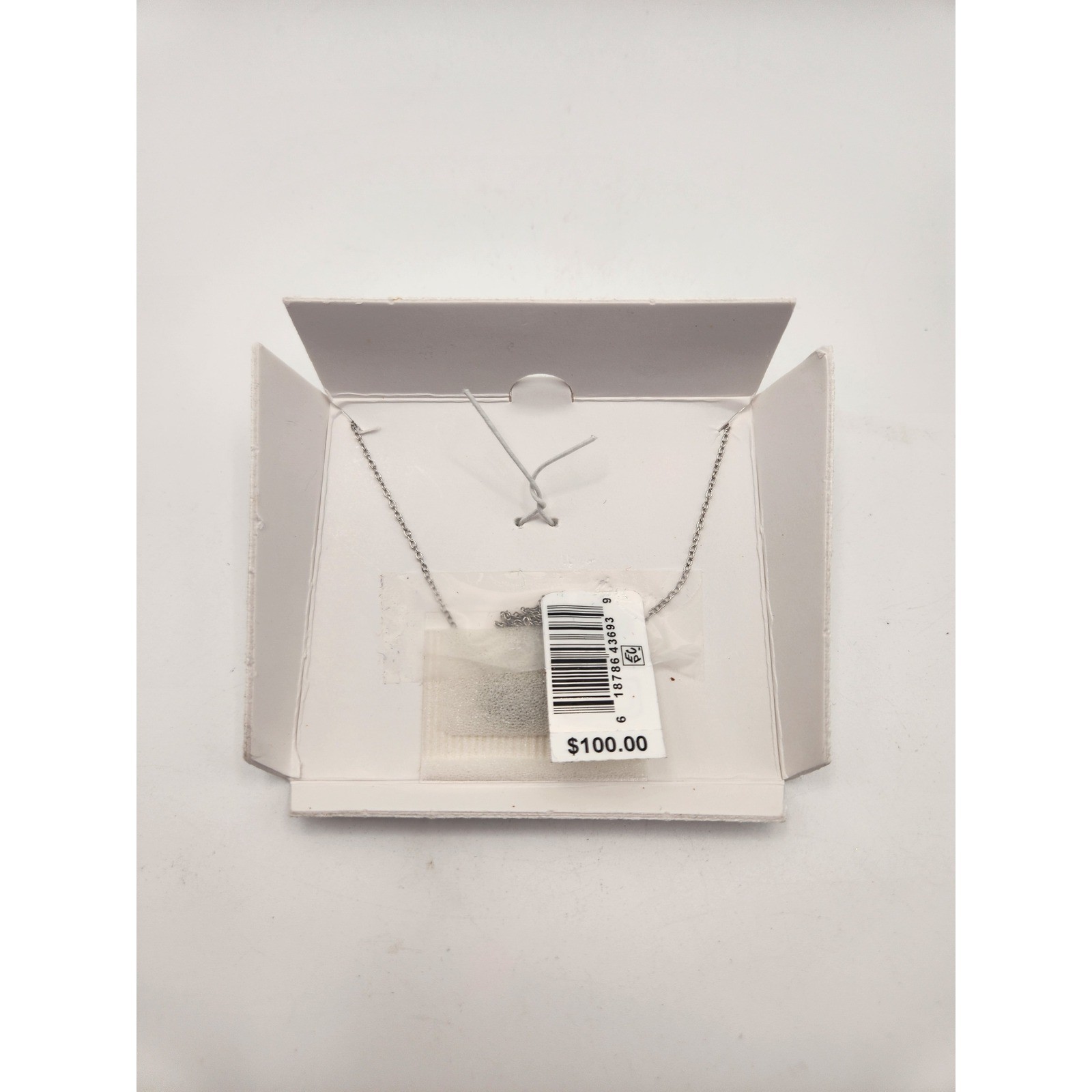 Sterling Silver 1/10 CTTW Diamond Love Knot Pendant Necklace 925 Silver New