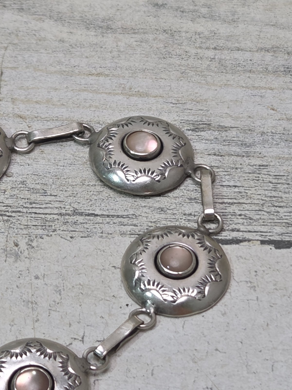 ML Perry Sterling Silver 925 Navajo Braclet 7″ – 8″ Pink Conch Shell Beautiful!