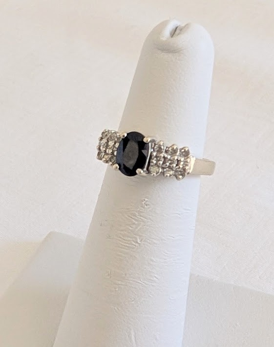 Sapphire & Diamond 14K Gold 3.1 Grams Retail Price $1300 Make Me An Offer!