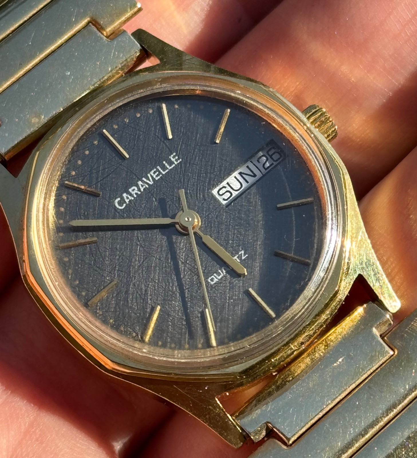 Vintage 1983 Caravelle (by Bulova) Day/Date Quartz Watch w/Box & Cushion – RUNS!