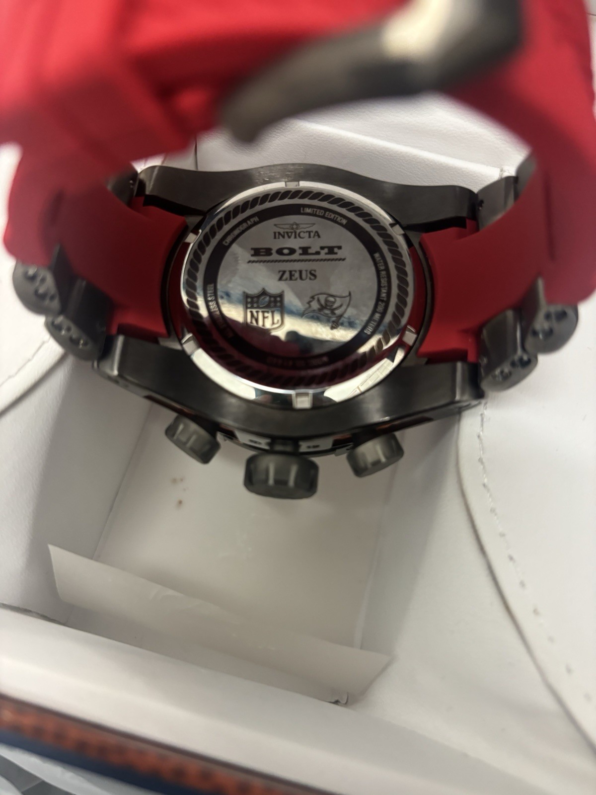 Invicta Chronograph NFL – Tampa Bay Buccaneers 41440 Men’s Watch PLEASE READ