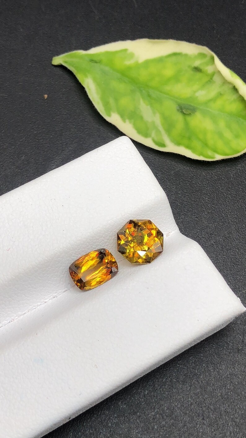 2.80Ct Natural Sphene Pair Golden Green High Dispersion Fire Loose Gemstone Set