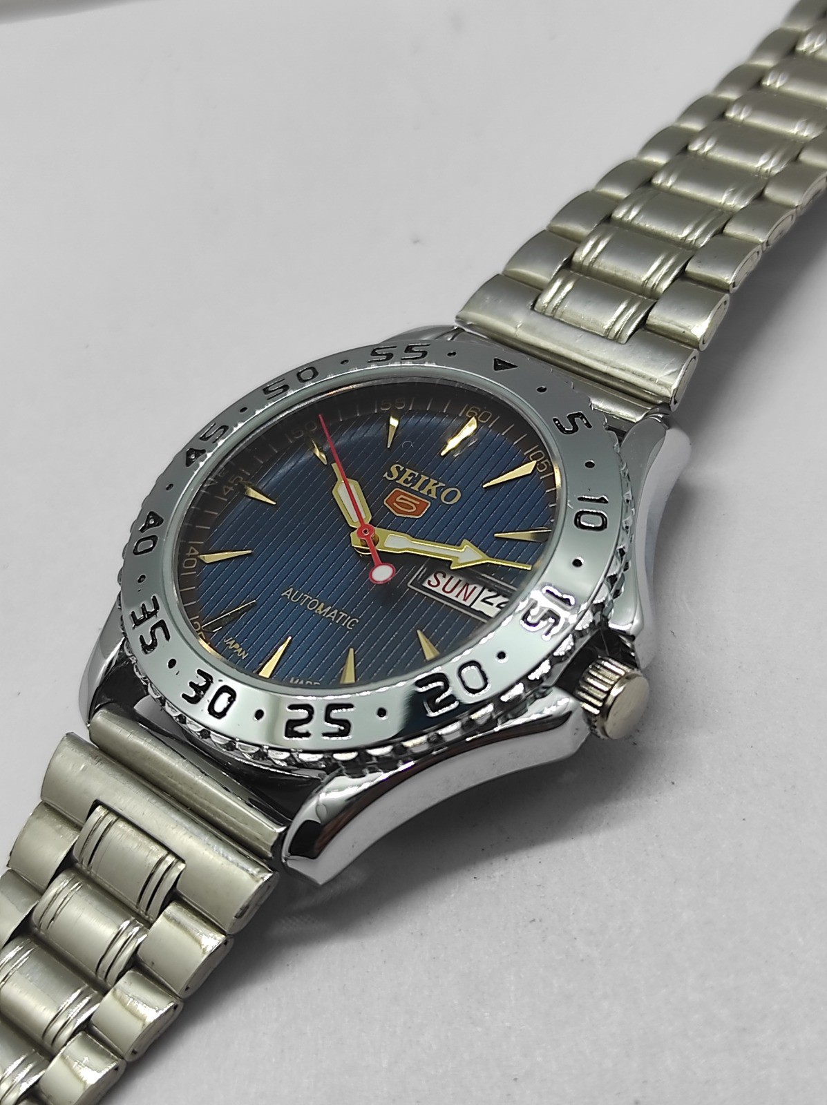 Vintage Refurbished Seiko Automatic Transparent Blue D/D Men’s WristWatch 38MM