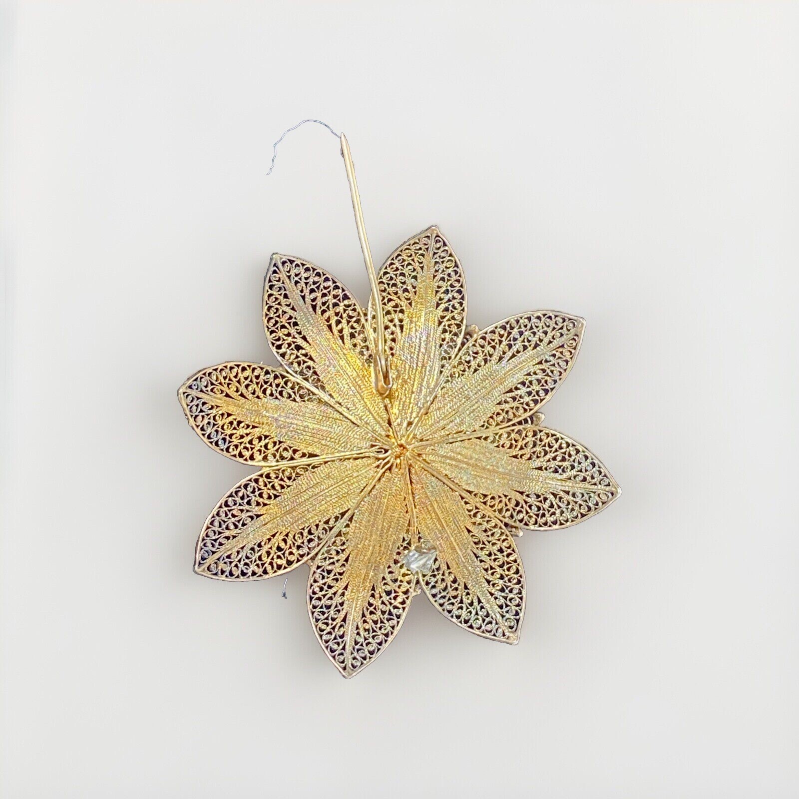 Vintage 2-3/8″ Wide Fine Silver Filigree Flower Brooch with Gold Wash 12 Grams