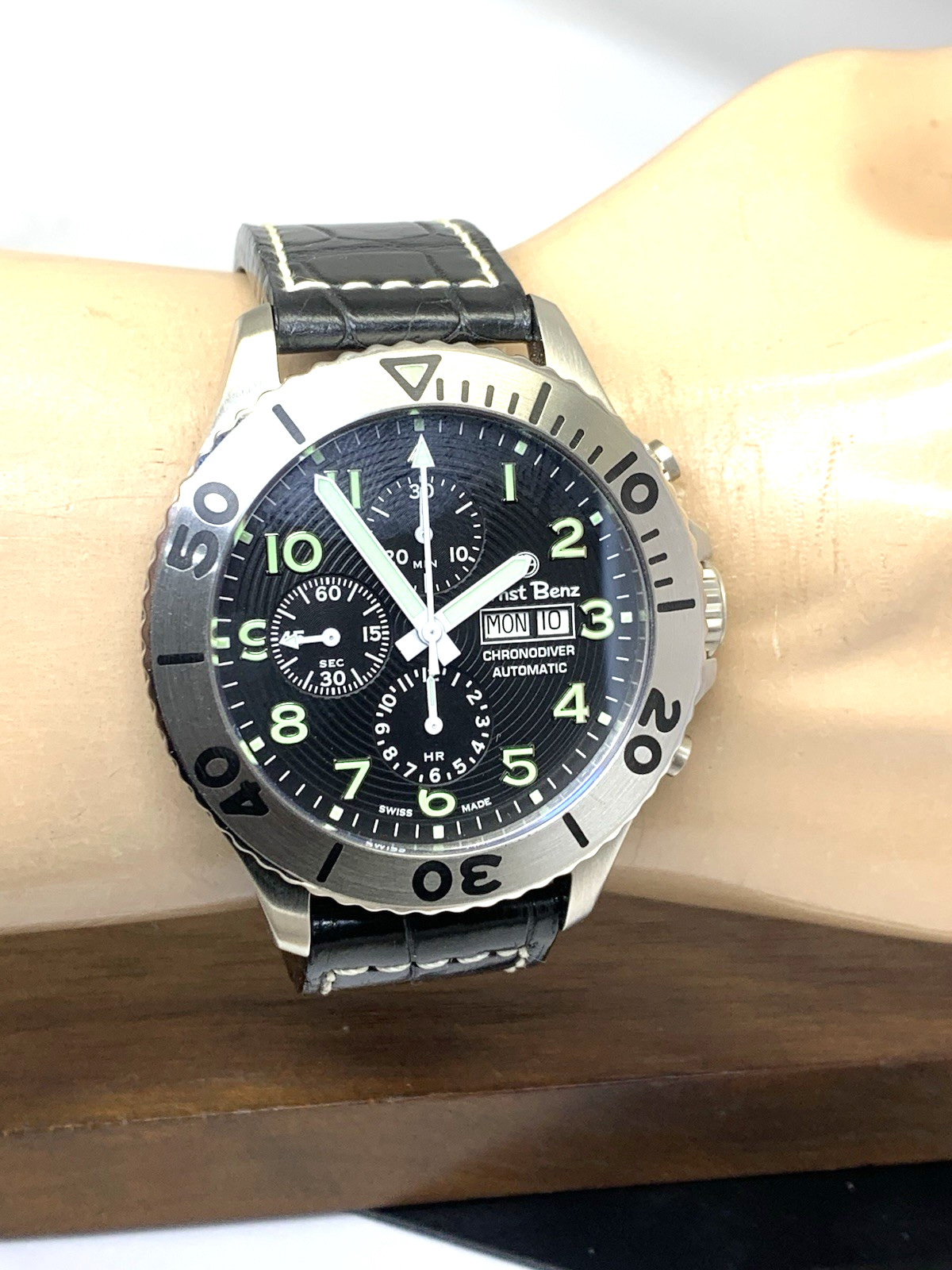 Ernst Benz Men’s Watch GC10721 Chrono Diver Swiss Automatic Black Dial 47mm