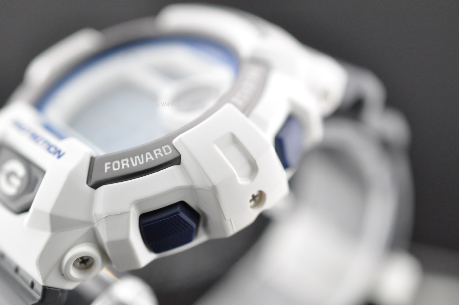 Rare Casio G-SHOCK G-8900SC-7 Classic Series Men White Digital Watch