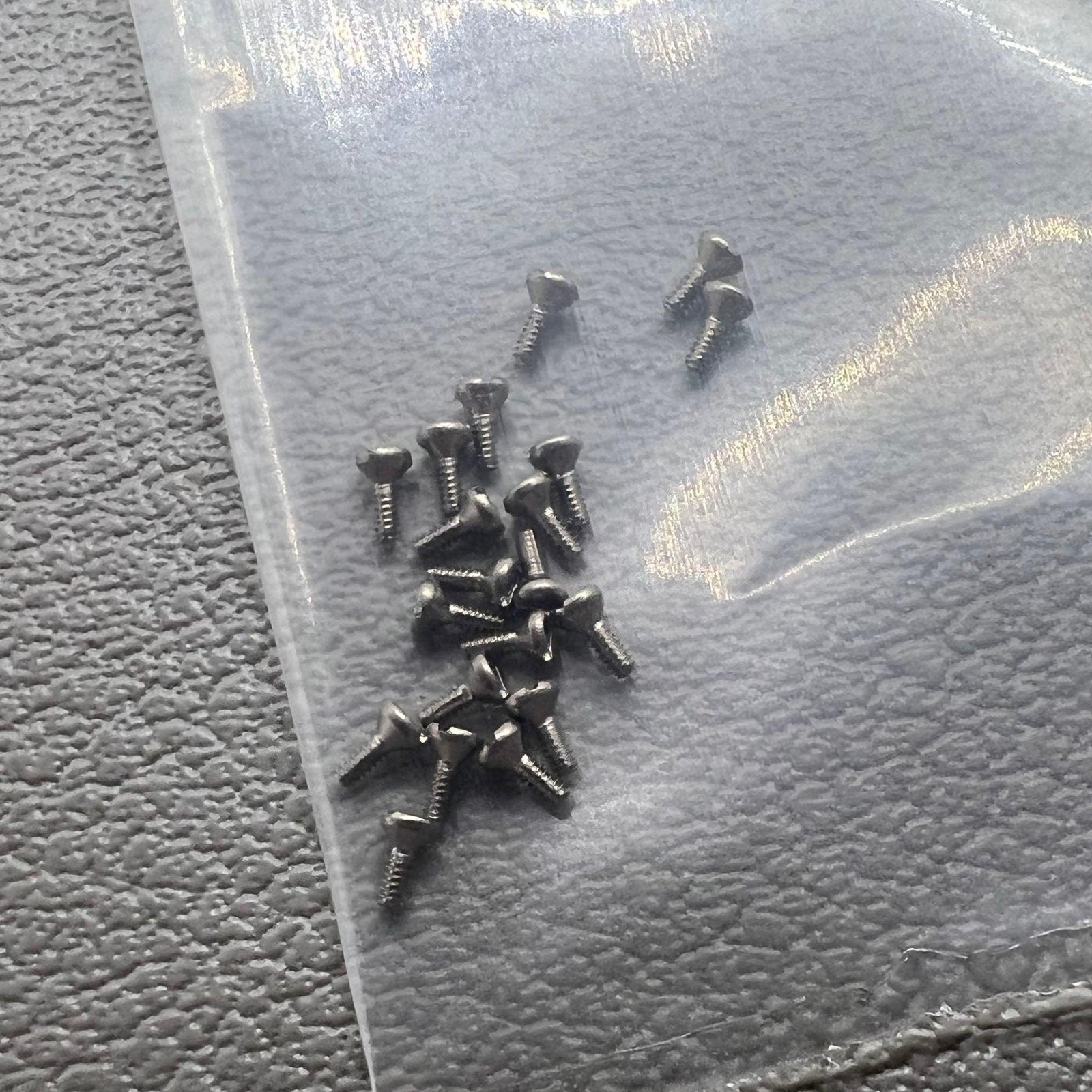 10 PIECES Watch Case Cushion Mount Screws for Miyota 8215 8200 Movement