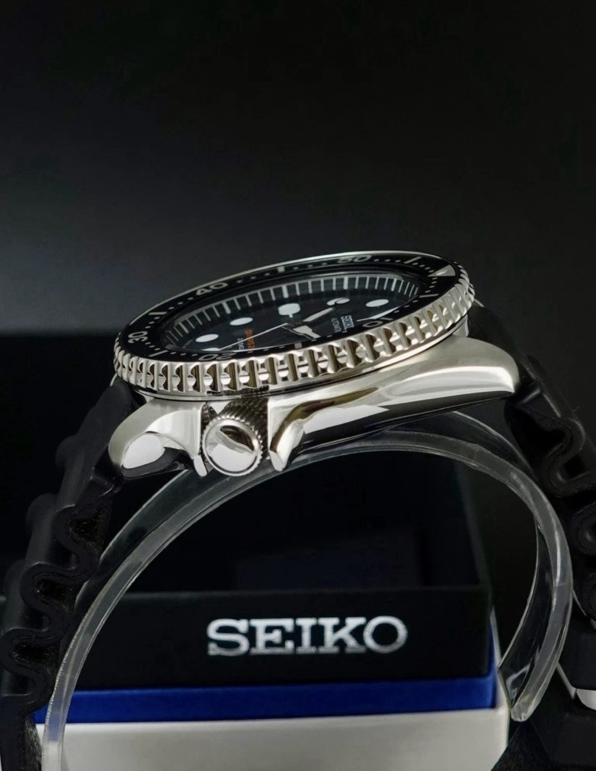 Seiko SKX007J1 – Brand New – Full Set – New jubilee Bracelet Included