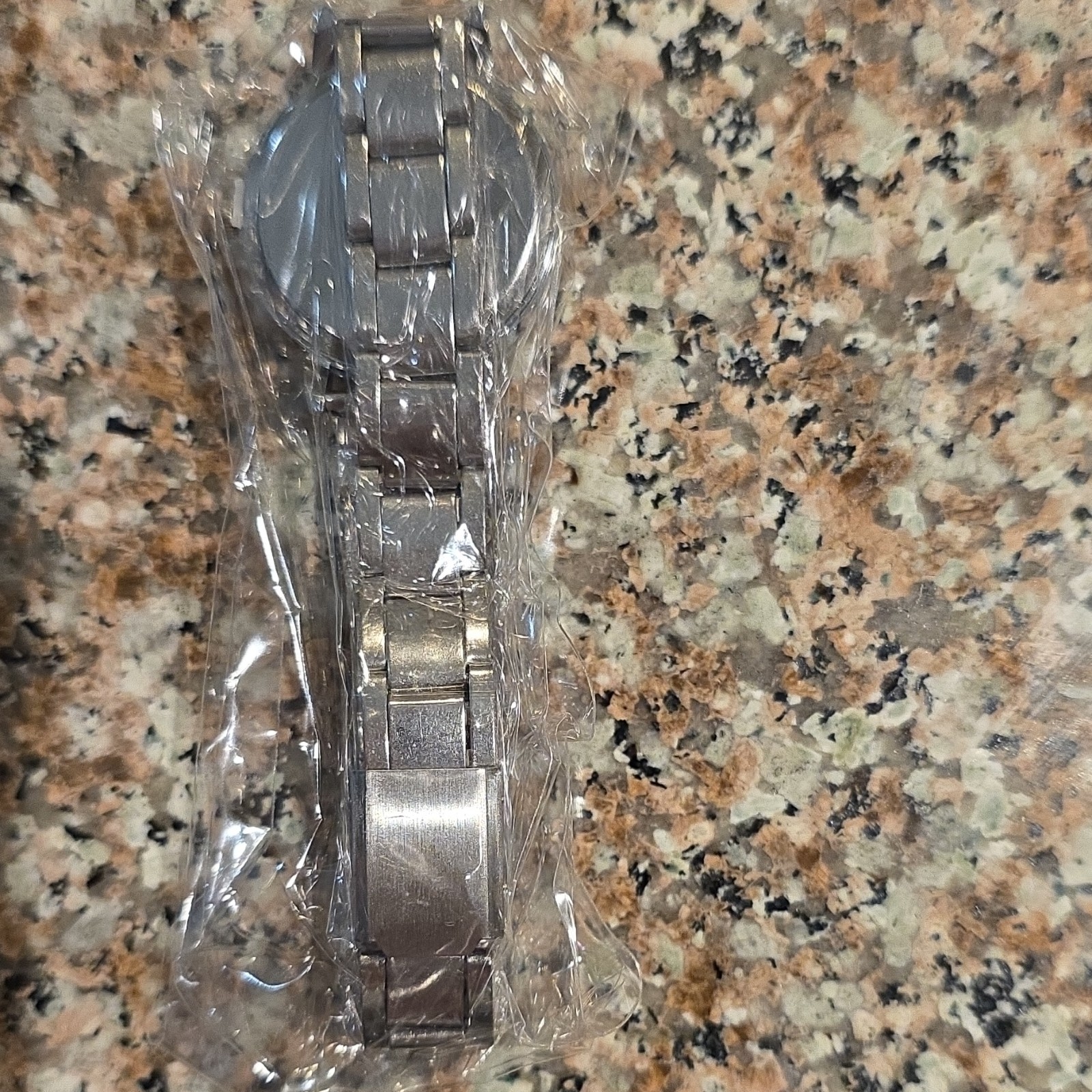 Quartz Analog Silver Tone Round Sunburst Dial Watch Arabic/Stick 12-Hour