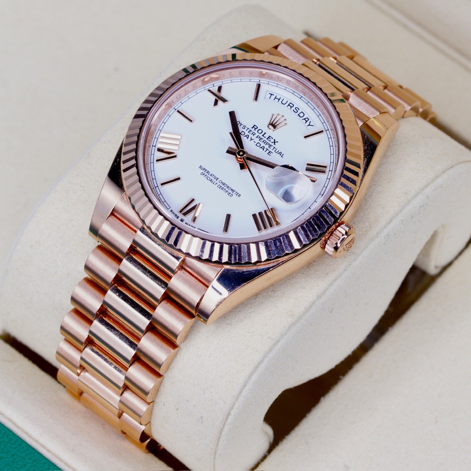 Rolex Day-Date 40 White Dial 18K Rose Gold Fluted Roman Numeral President 228235