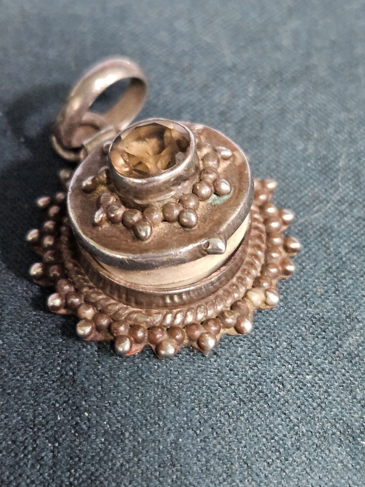 Vintage 925 Pill / Poison /Locket Box Pendant 10g