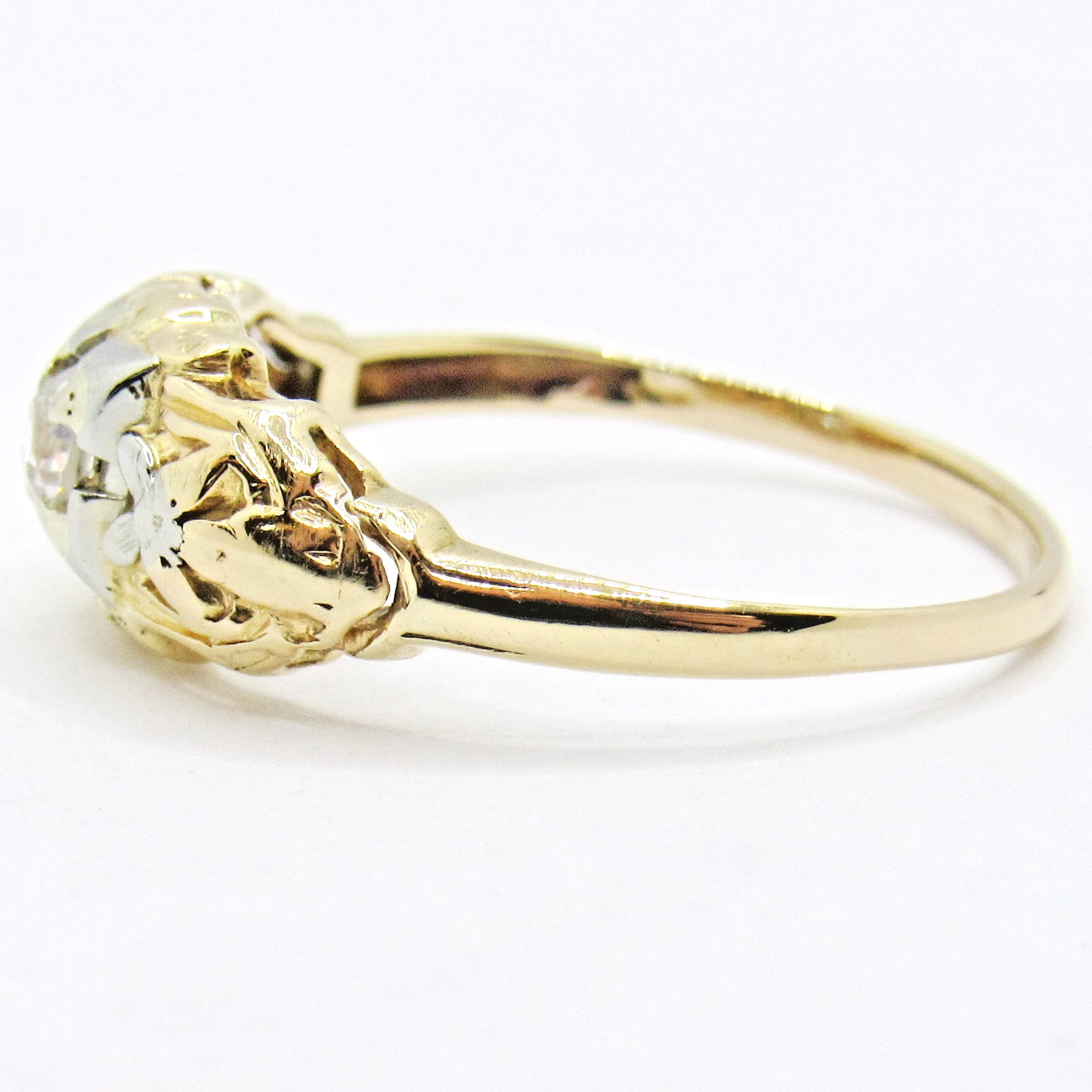 Vintage Antique 14k Yellow Gold 1/8Ct European Diamond Right Hand Estate Ring