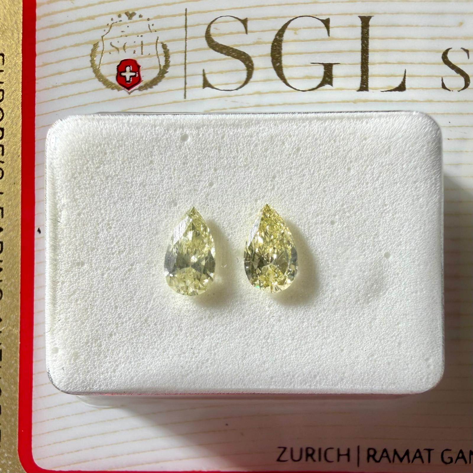 Natural Fancy Yellow Diamond Pair 0.36ct Pear VVS1 SGL Certified 5*3mm