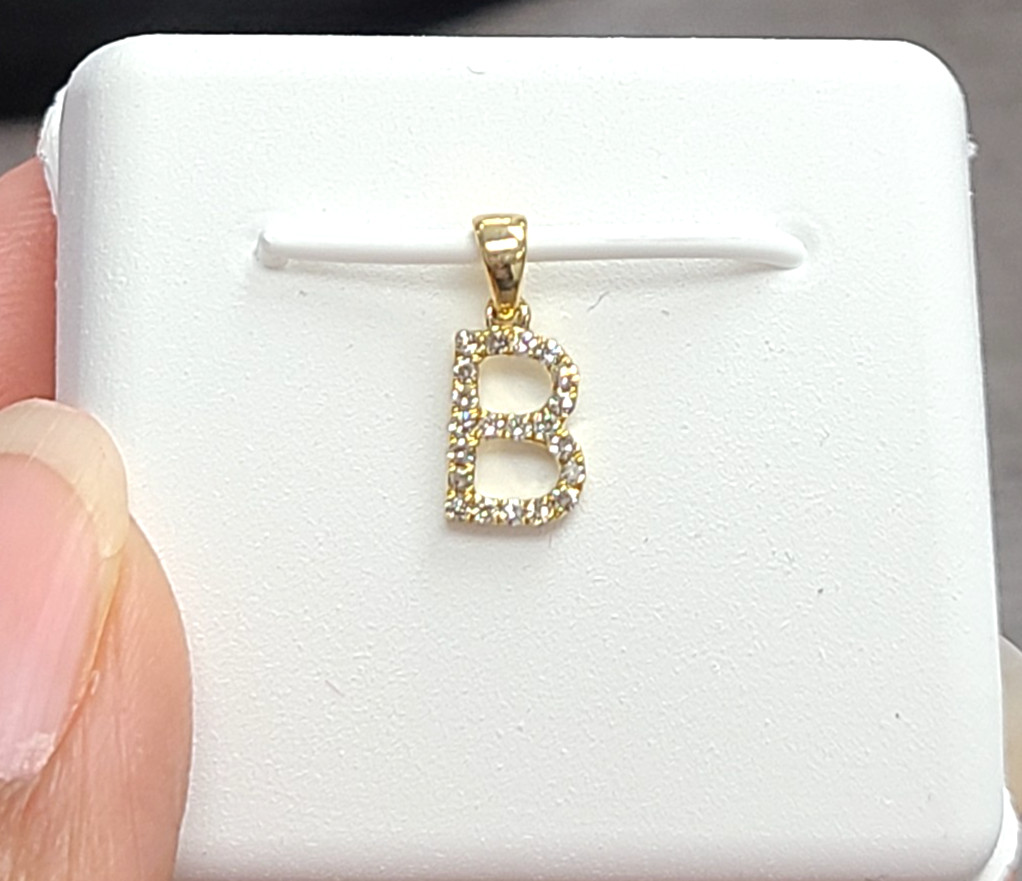 Deal! 0.11CT Natural Genuine Diamond B Initial baby Pendant 10K Gold