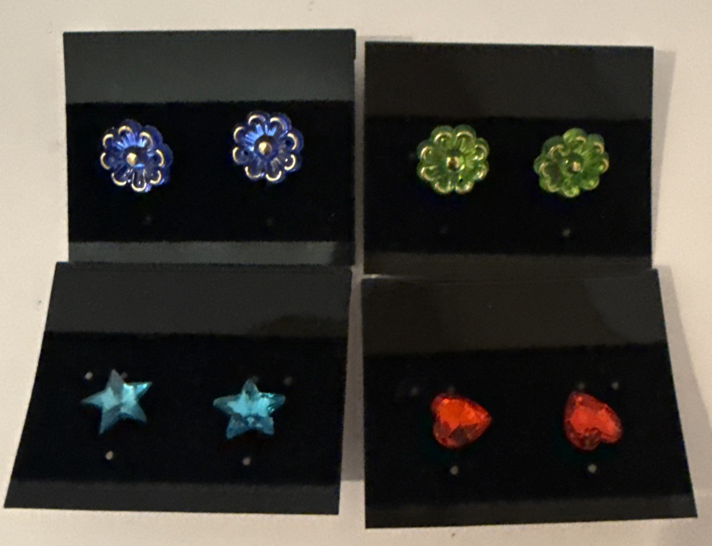 NEW Wholesale Lot 12 Pair Women’s Fashion Pierced Earrings Cards Costume Jewelry