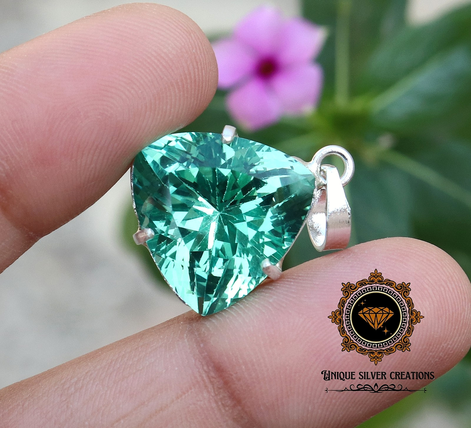 Certified 28.75 CT Natural Blue Green Sapphire Gemstone 925 Solid Silver Pendant