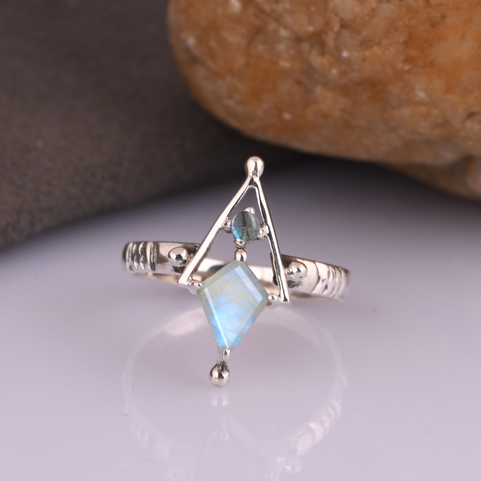 Kite Shape Moonstone and Labradorite Ring Sterling Silver Engagement Band Ring