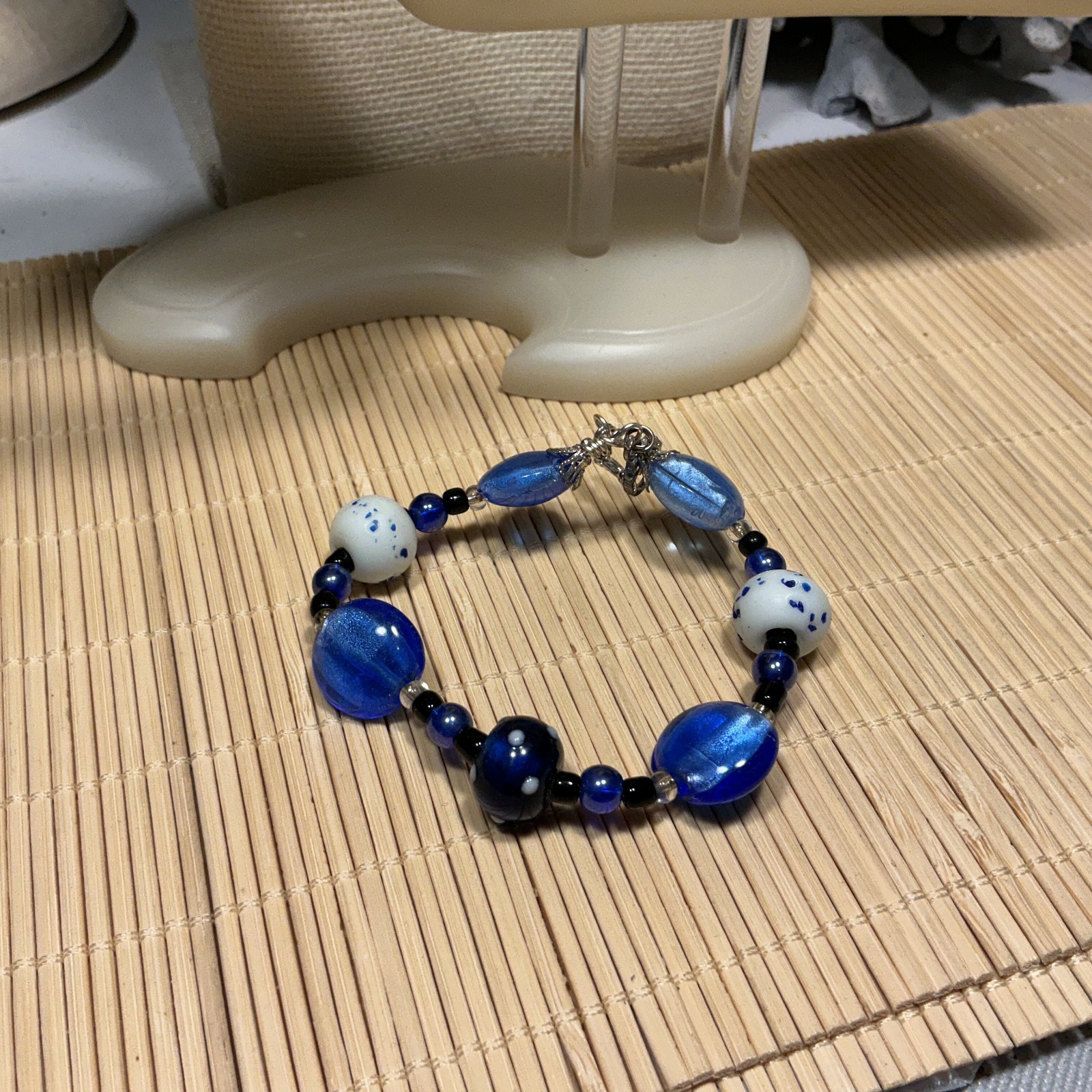 Fashion Bracelet Art Glass Blue White Silver Tone Beaded Artisan Lot 100A