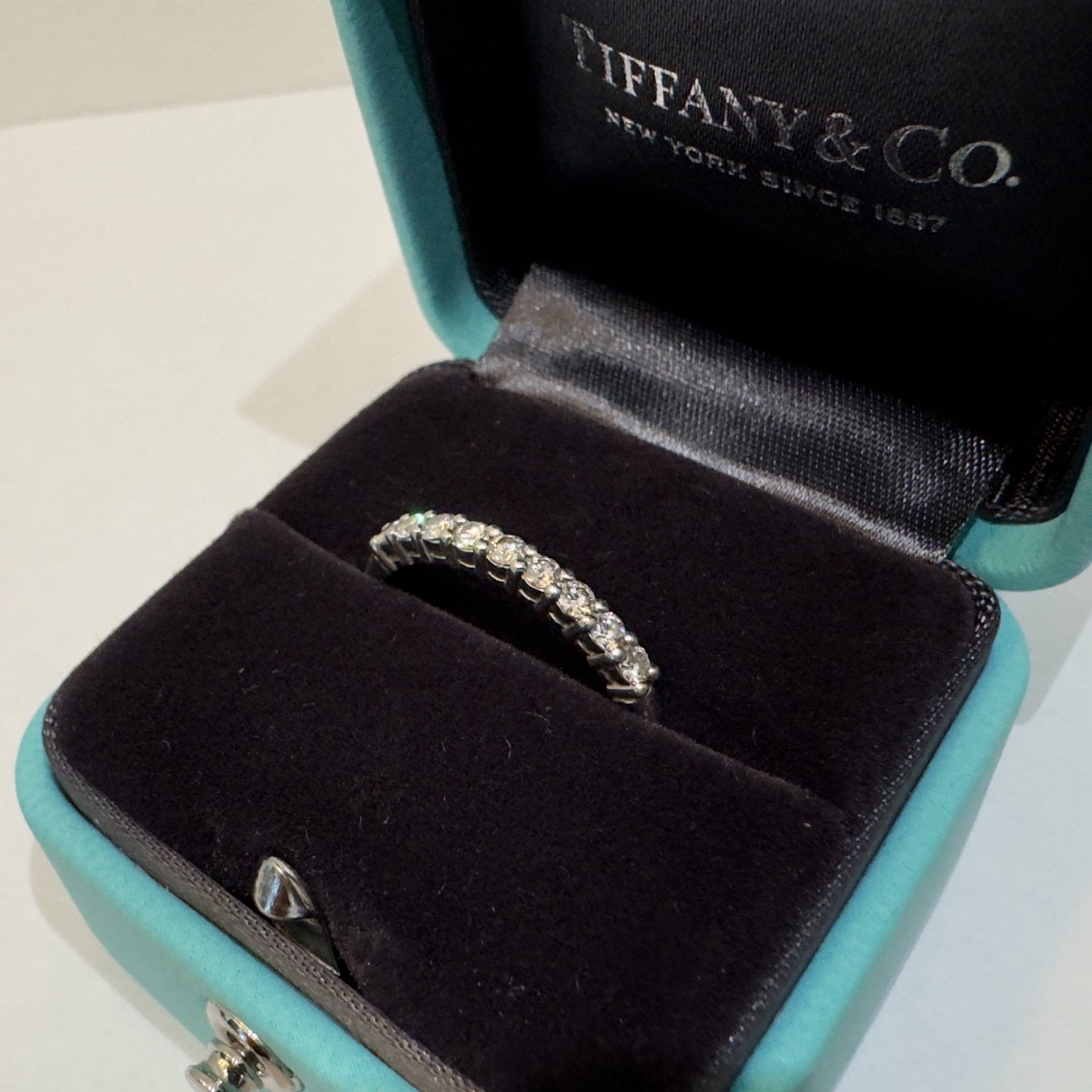 Tiffany & Co Forever 2.2mm Shared Diamond Ring Size 6.5