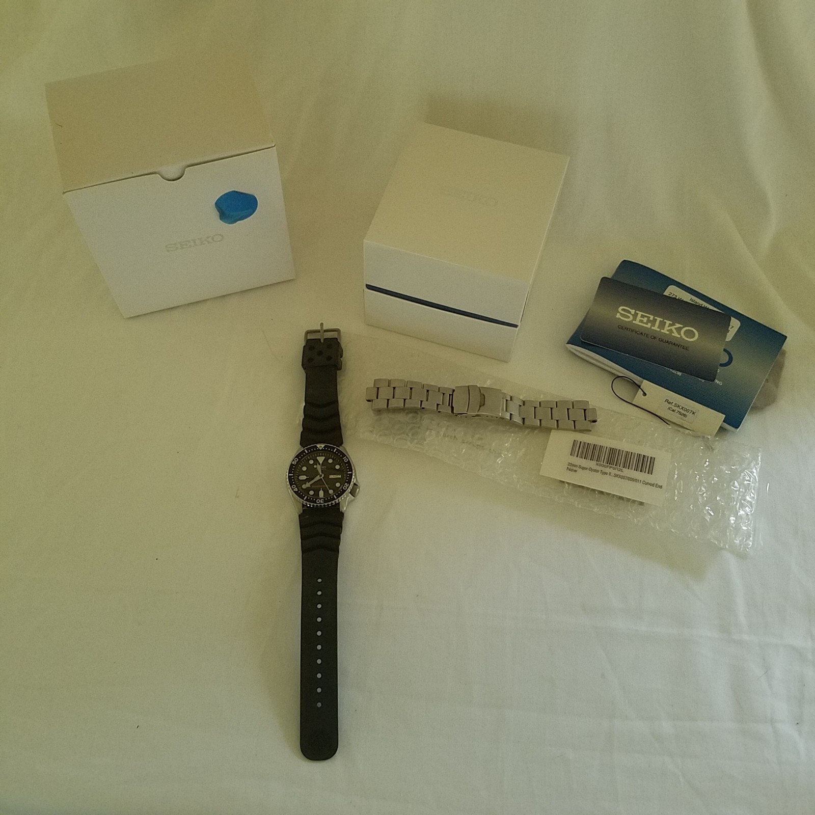 Seiko Men’s Black Watch – SKX007K