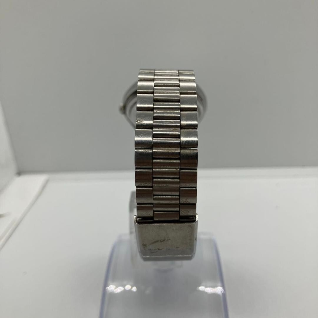 Excellent condition, fully functional CITIZEN QUARTZ CRYSTRON Day-Date Silver wa