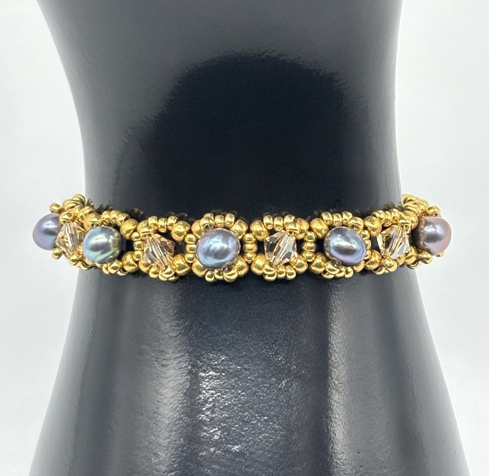 Artisan Made Bracelet Freshwater Pearls Swarovski Crystals 14K GF Clasp Unsigned