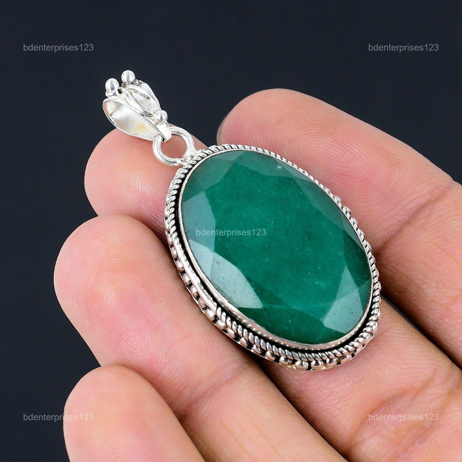 Oval Natural Zambian Emrald Anniversary Unique Trendy Pendant Jewelry 925 Silver