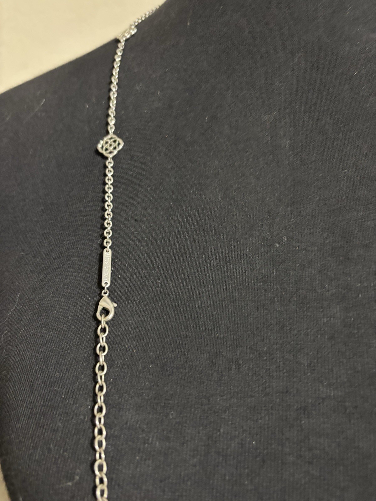 Kendra Scott Necklace 20” Beautiful Great Condition Silver Tone Alone Or Layer