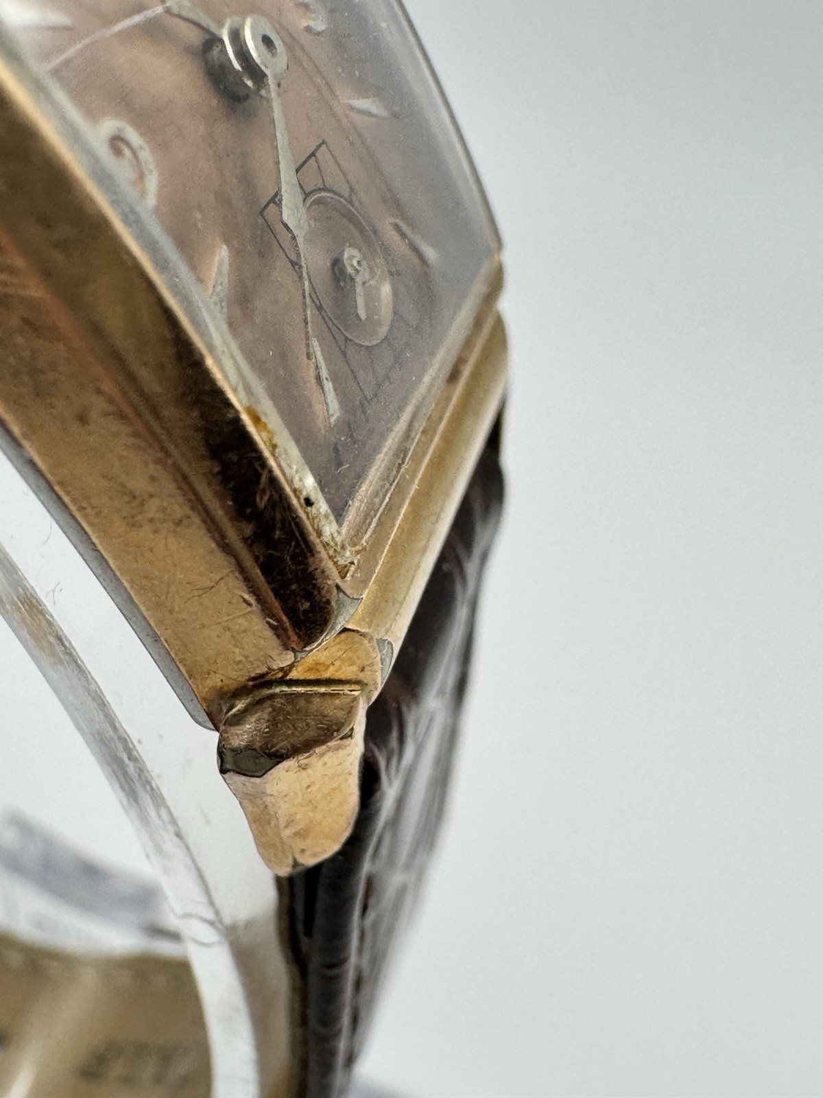 BULOVA Squadron 8AE HOODED LUG 14KT RoseGOLD FILLED 1940’S WATCH 17 JEWELS
