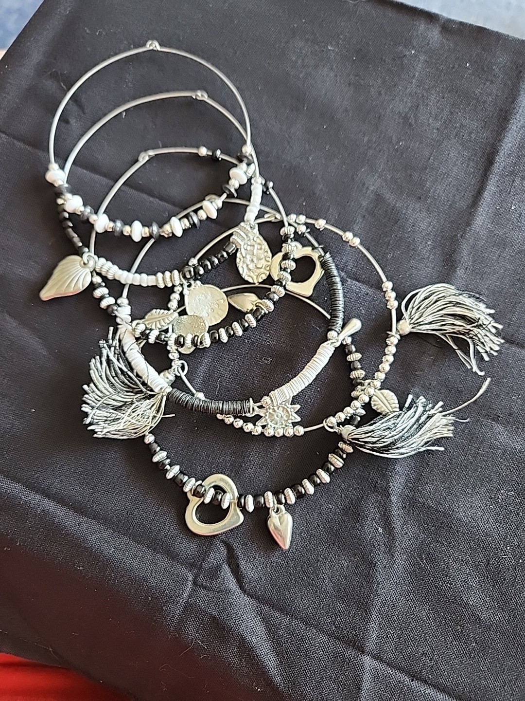 Lot Of 6 Charm Bracelets Sliver Tone Wire Slider Black, White Glass Metal Pretty