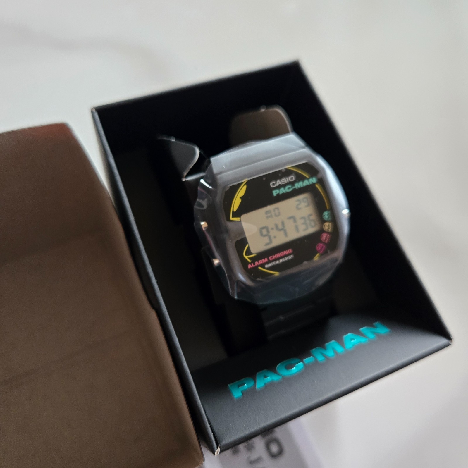 Brand New Casio PAC-MAN Collaboration F-91WPC-1AJR Men’s Black Watch From Japan
