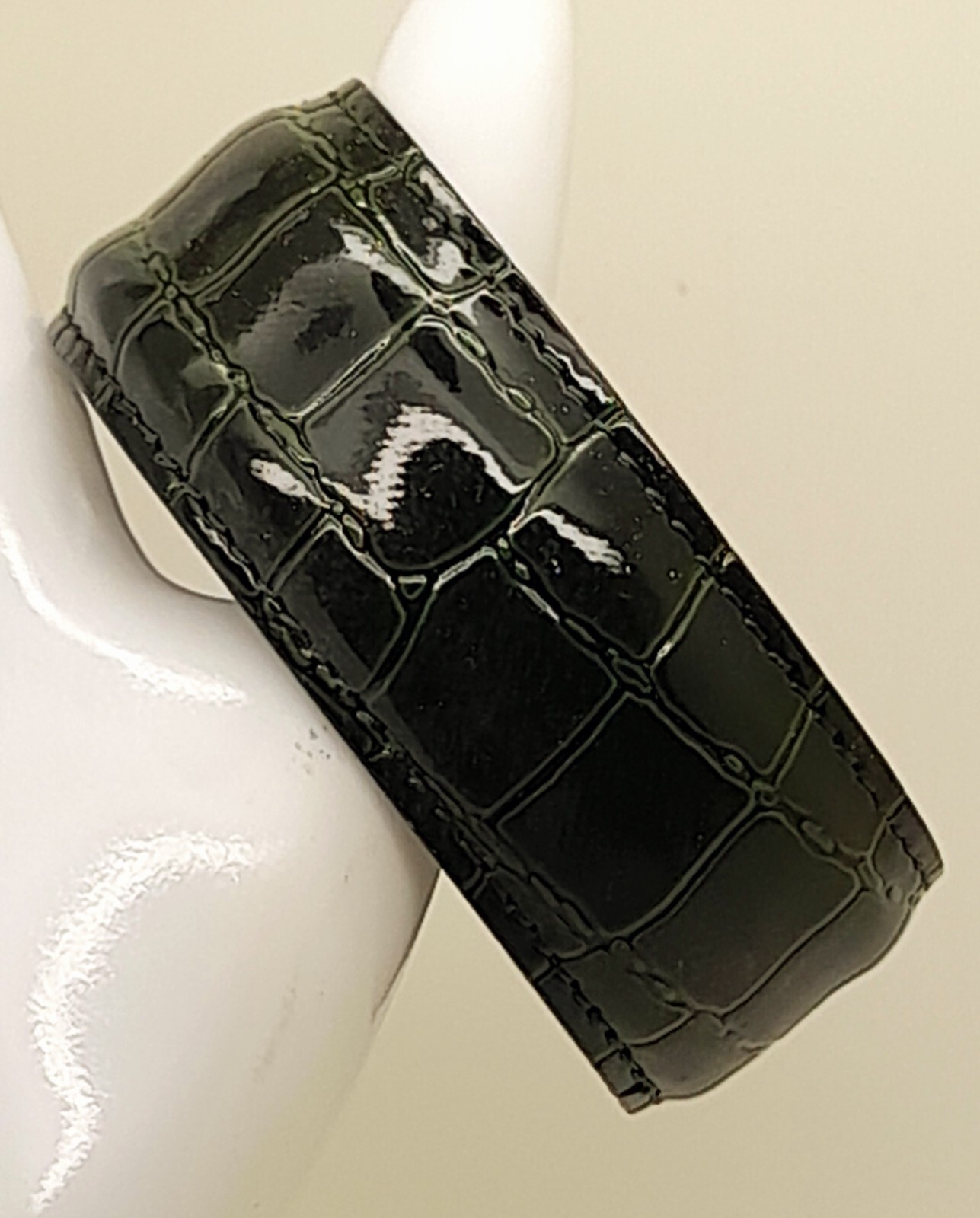 B001 Western Tribal Faux Snakeskin dk green 1.15 ‘Wide Cuff bangle Bracelet