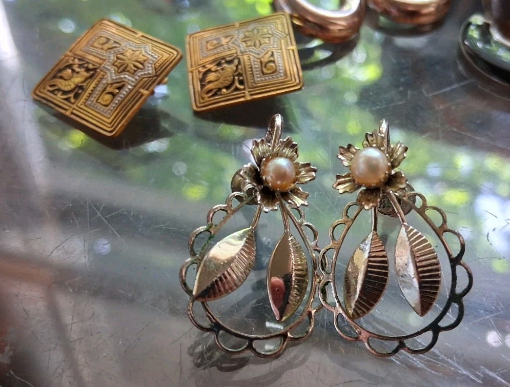 Vintage Costume Earrings Lot 5 Pairs Clip On Screw Back Faux Pearl Teal Enamel