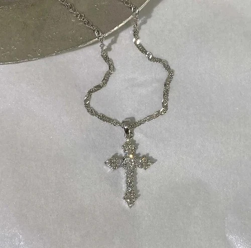 1pcs Crystal Zircon Cross Pendant Necklace – Elegant Silver Chain for Women1pcs