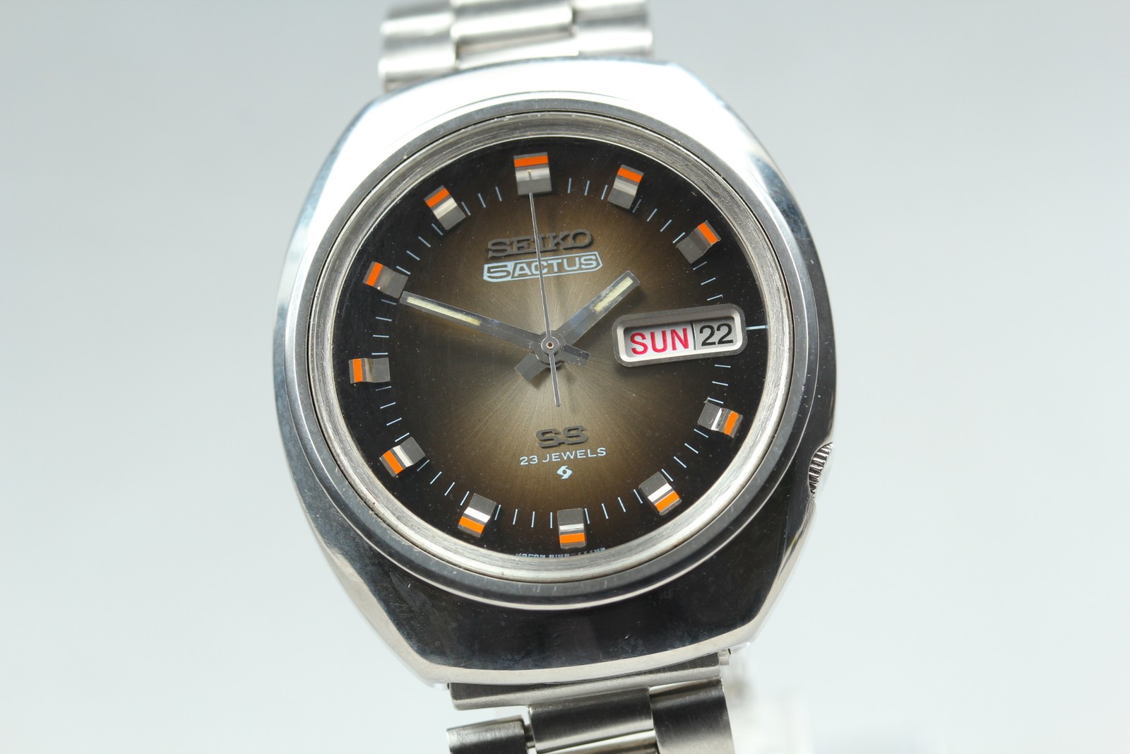 [Near MINT] SEIKO 5 ACTUS 6106-7590 Automatic Day-Date Men’s Watch from japan
