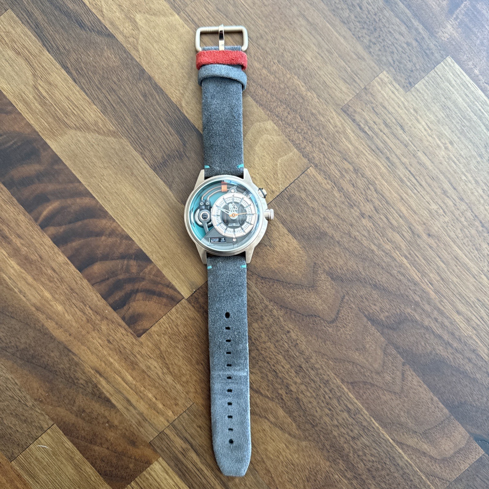 The ElectricianZ CaZino Quartz Leather Black Gold Light Grey Electric Watch