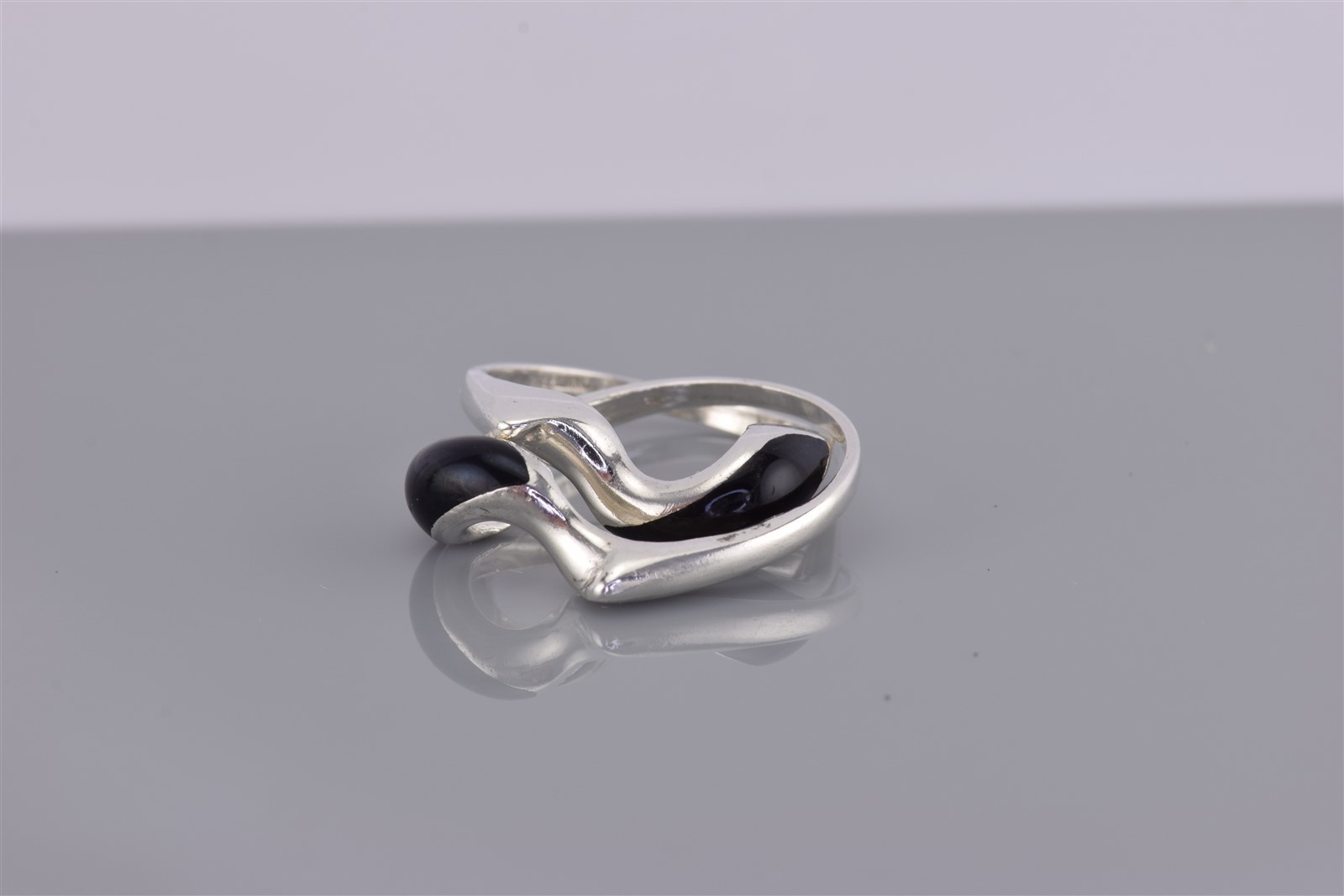 Sterling Silver Swirled Black Enamel Double Interlocking Band Ring 925 Sz: 6.5