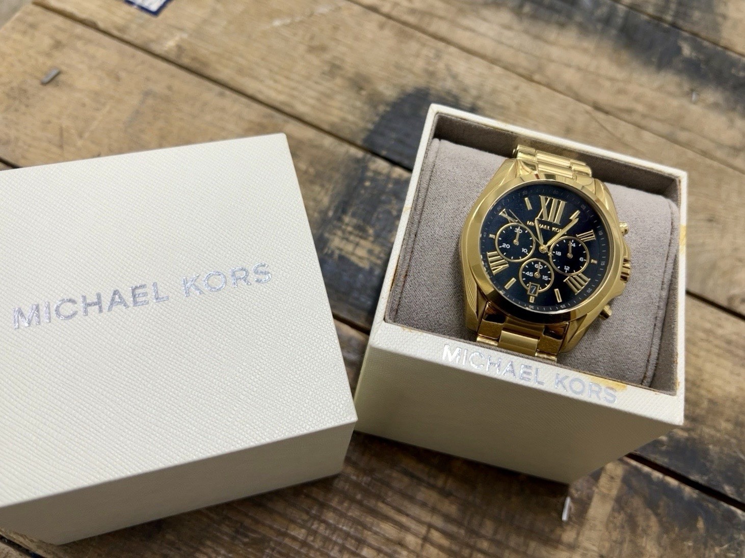 Michael Kors MK5739 Bradshaw Gold Tone Chronograph Watch Black Dial w/ Box
