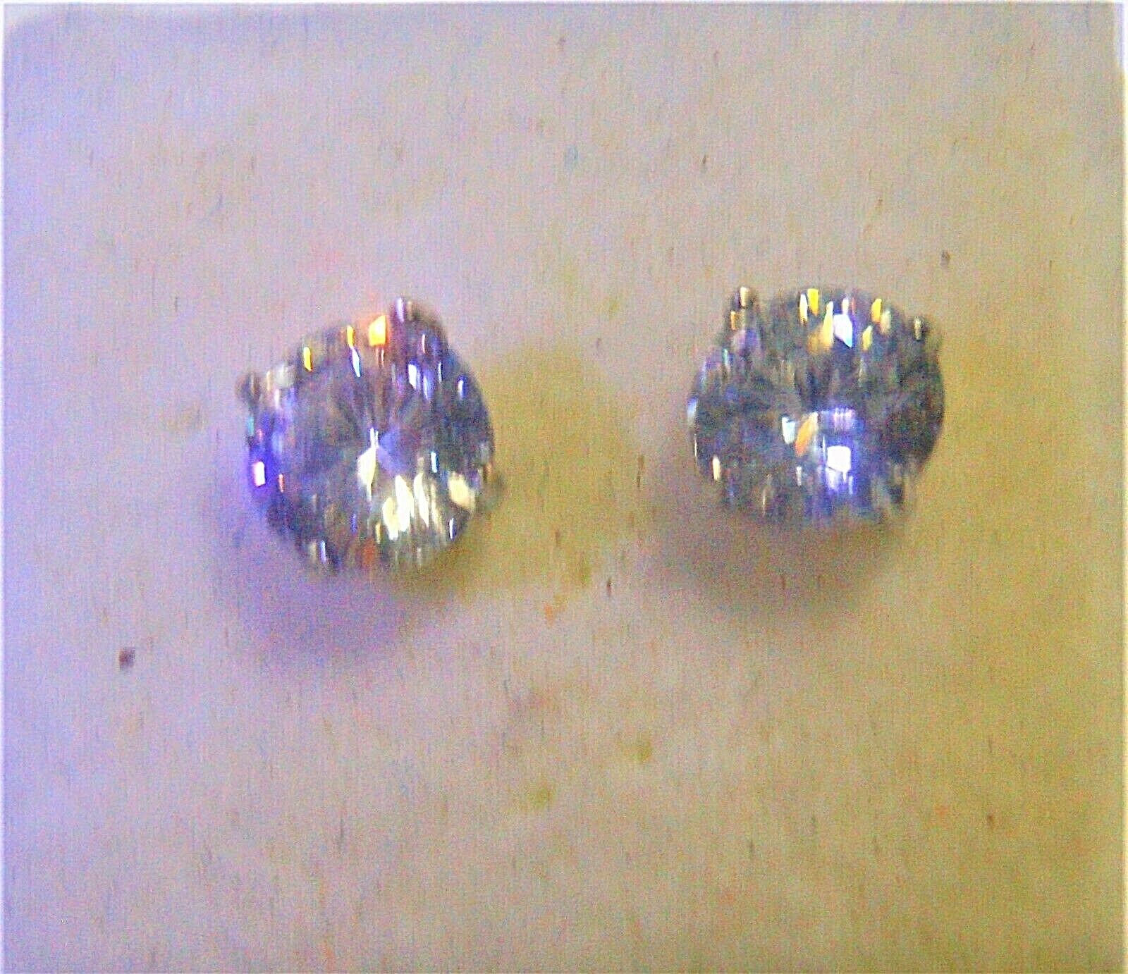 5mm 1.2Ctw. High Temperature High Pressure Moiassanite Stud Earrings Screw Back