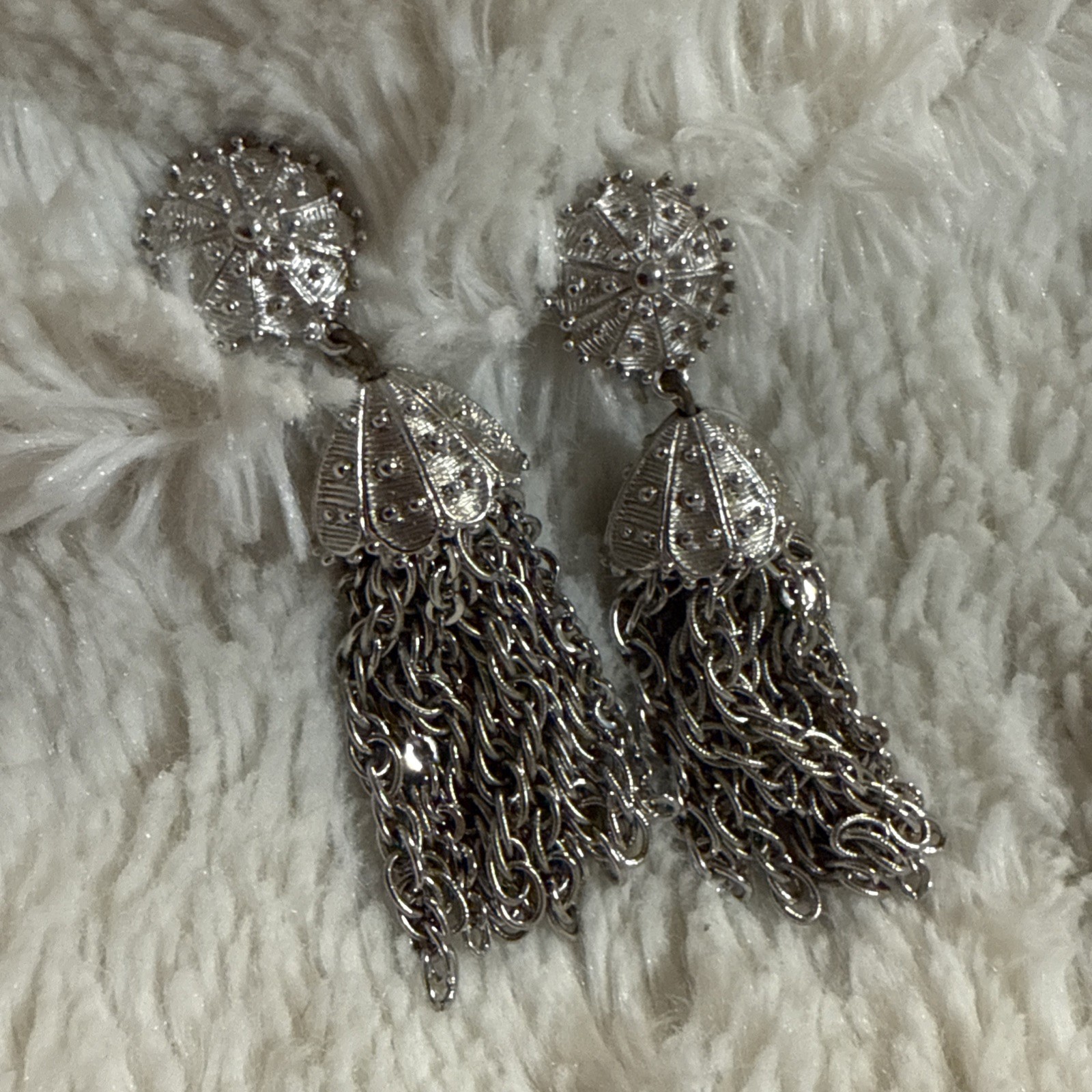 VTG Starburst MONET Silver TONE Dangly Chain Tassel Chandelier Clip On Earrings