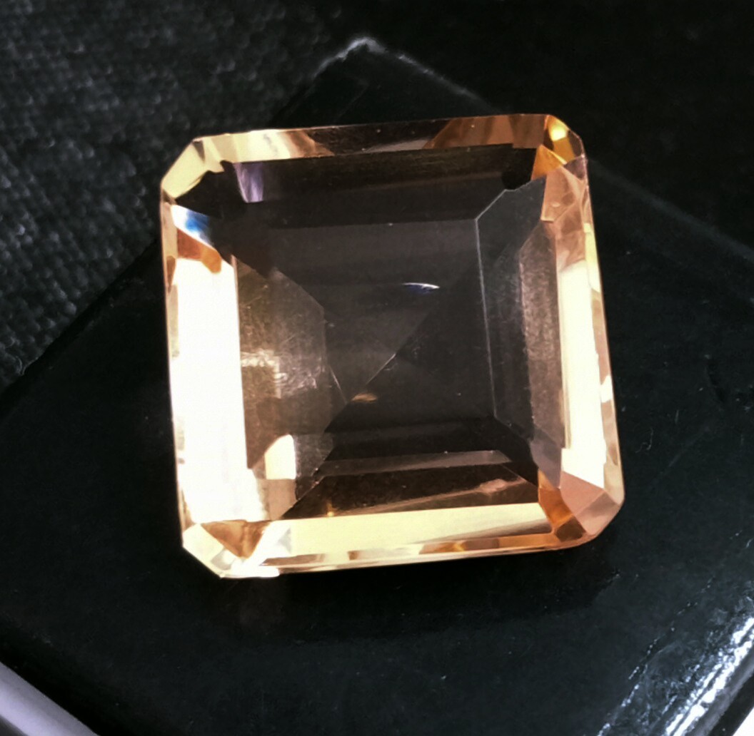 Square Cut Madagascar 10-12 Ct Natural Morganite EGL Certified Loose Gemstone