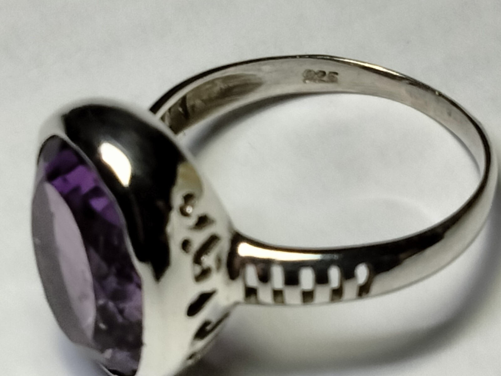 AESTHETIC NATURAL AMETHYST IN .925 STERLING SILVER RING IN SIZE 8.75-9.0