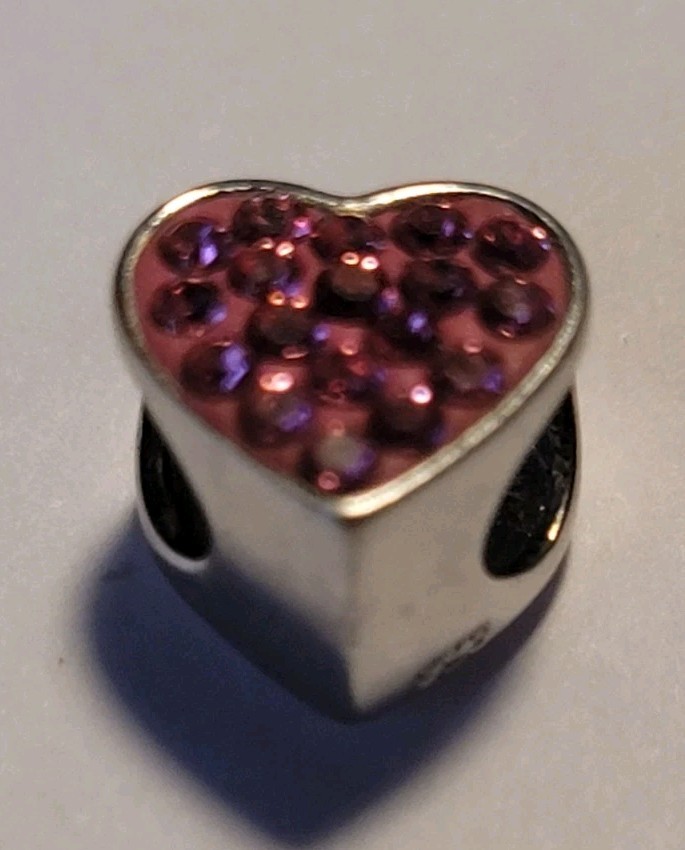 VINTAGE HEART CHARM MARKED 925 STERLING SILVER UNKOWN MAKER with STONES