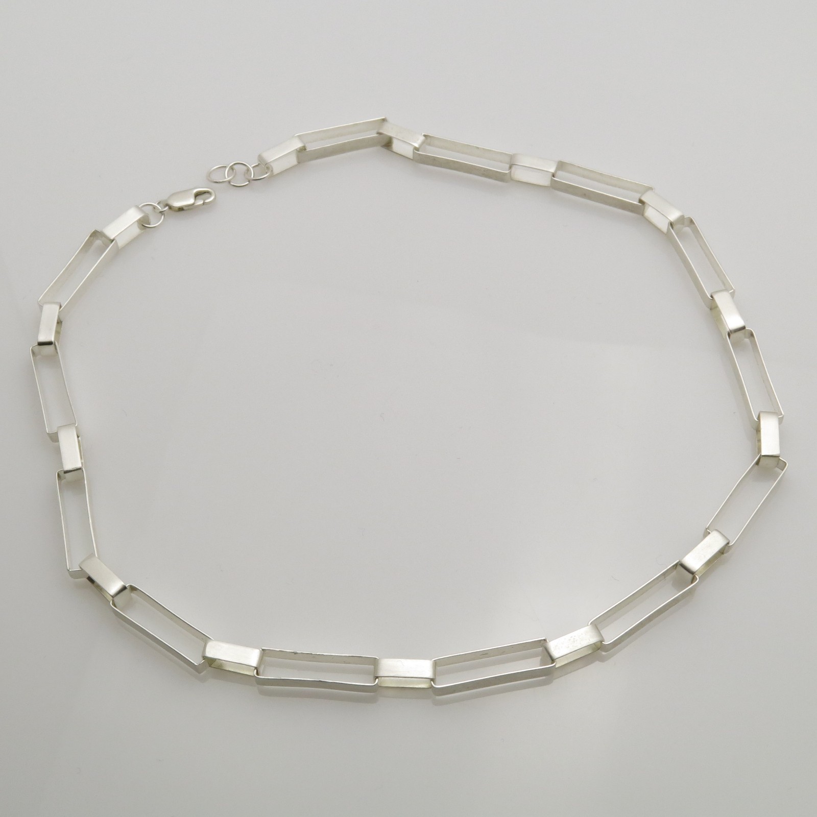 HOOP DESIGN – EYE CATCHING “RECTANGLES” NECKLACE CHAIN – 925 SILVER