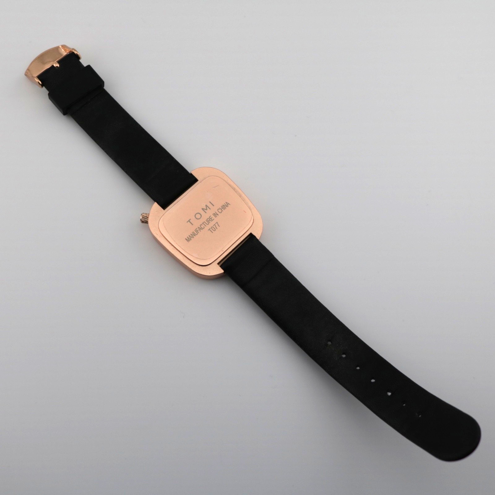 TOMI Minimalist Men’s Watch Ultra-Thin Square Dial Elegant Quartz Leather Strap