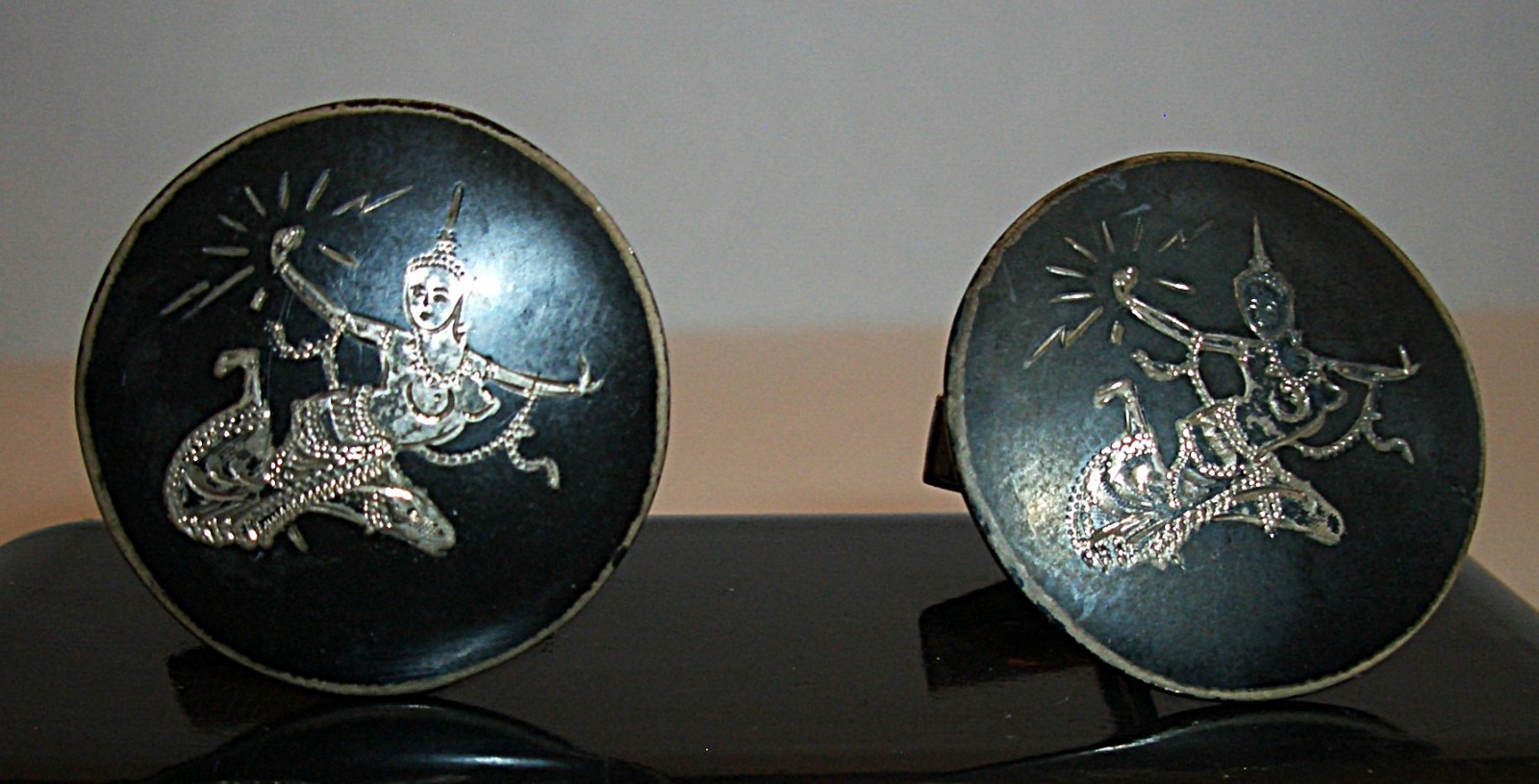 Vtg Mid 20th Century Large Marked Siam Sterling Silver Cufflinks Niello Dancer